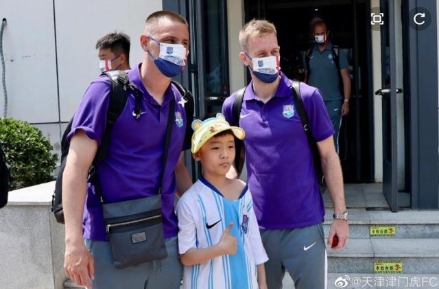 星空体育-津门虎初识梅州高湿天气 四大外援已起到带动作用